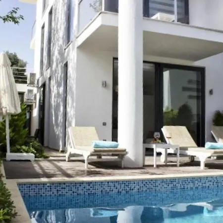 Sole Wt/ Private Pool& In Center Hébergement de vacances