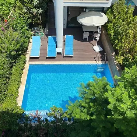 Sole Wt/ Private Pool& In Center Tatil Evi Kaş